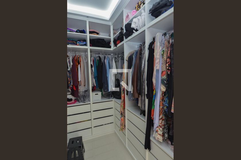 Casa, 3 quartos, 240 m² - Foto 17