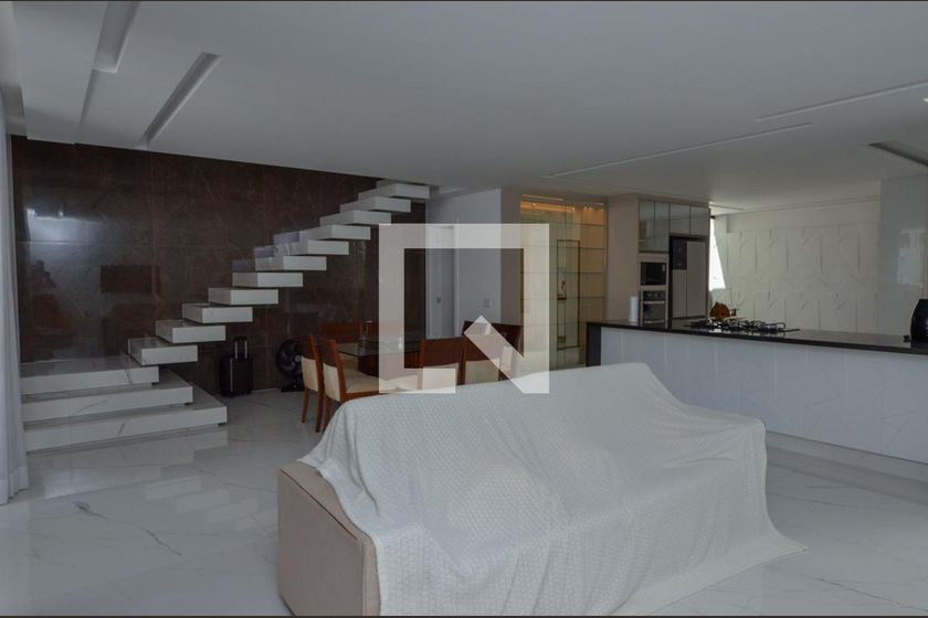 Casa, 3 quartos, 240 m² - Foto 1