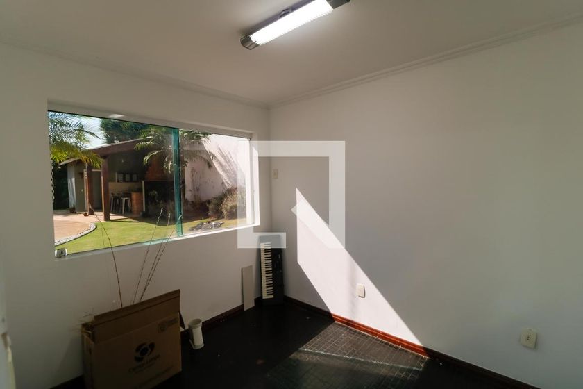 Casa à Venda - Mansões Santo Antônio, 3 Quartos,  380 m2 em , Campinas - sp | SoloBR