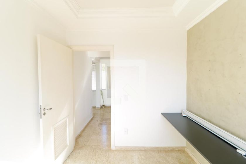 Casa à Venda - Mansões Santo Antônio, 3 Quartos,  380 m2 em , Campinas - sp | SoloBR