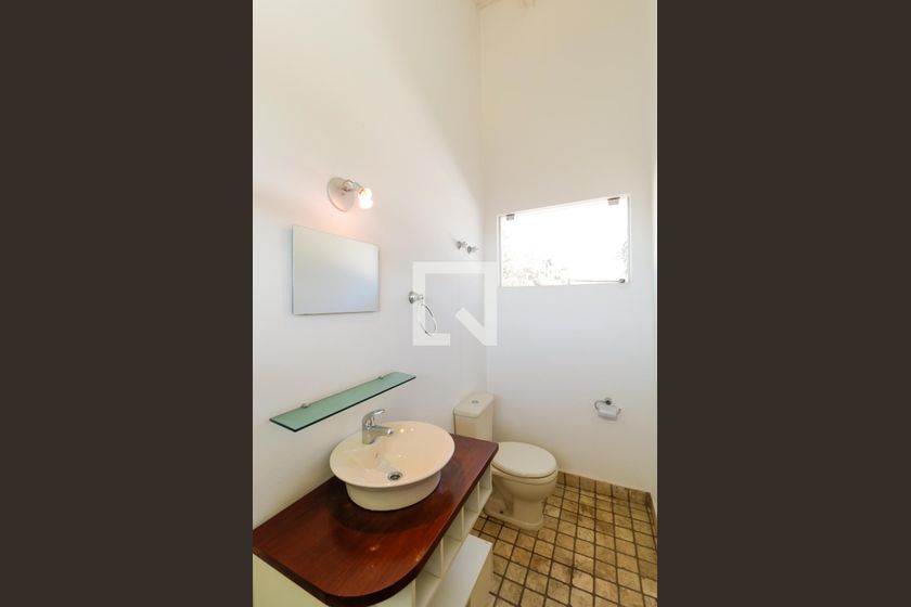 Casa à Venda - Mansões Santo Antônio, 3 Quartos,  380 m2 em , Campinas - sp | SoloBR