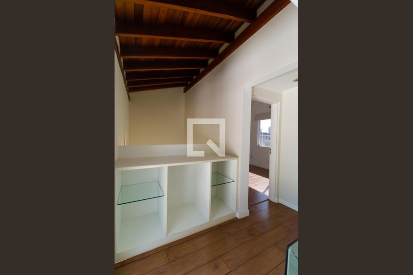Casa à Venda - Mansões Santo Antônio, 3 Quartos,  380 m2 em , Campinas - sp | SoloBR
