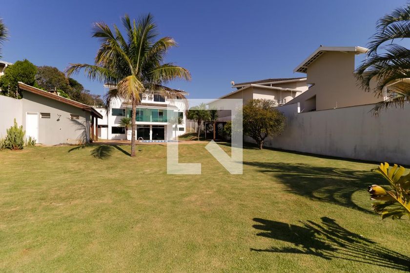 Casa à Venda - Mansões Santo Antônio, 3 Quartos,  380 m2 em , Campinas - sp | SoloBR