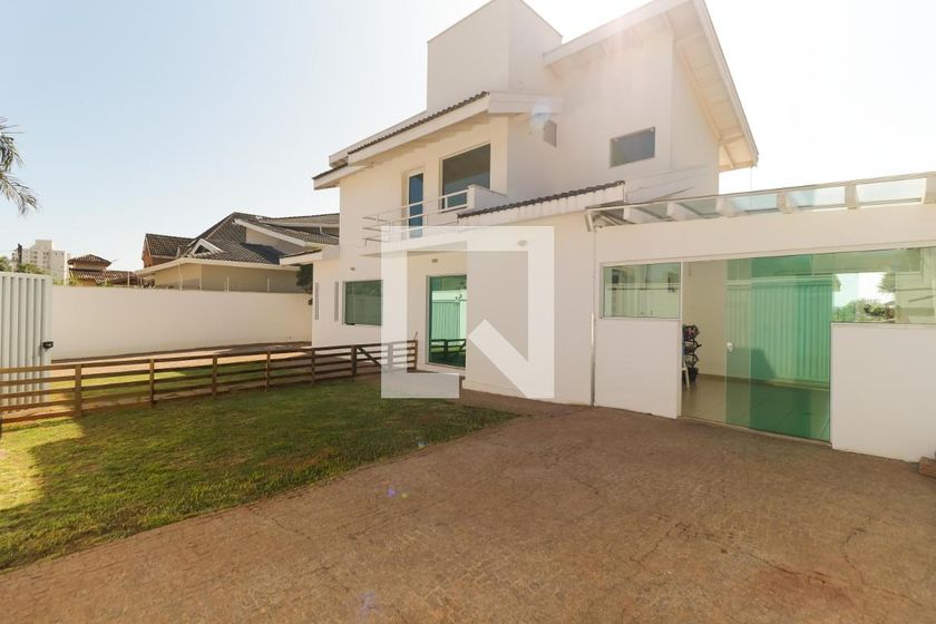 Casa à Venda - Mansões Santo Antônio, 3 Quartos,  380 m2 em , Campinas - sp | SoloBR