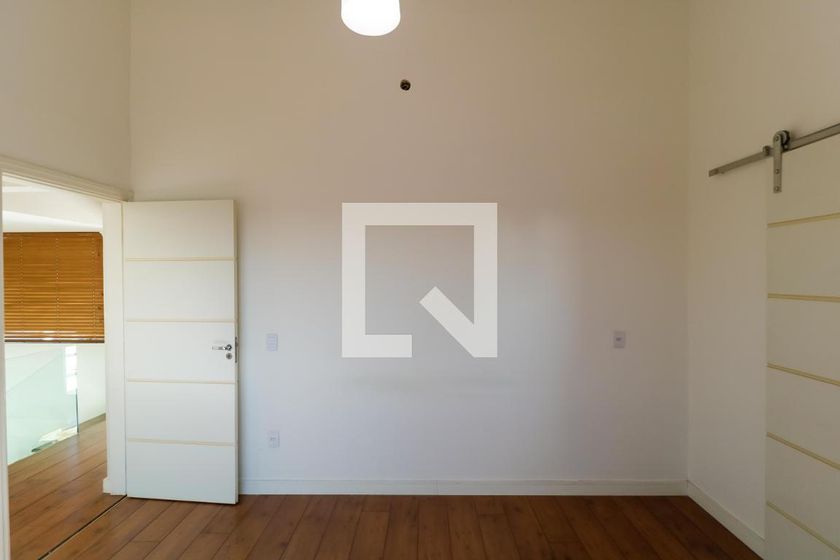 Casa à Venda - Mansões Santo Antônio, 3 Quartos,  380 m2 em , Campinas - sp | SoloBR