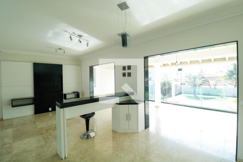 Casa à Venda - Mansões Santo Antônio, 3 Quartos,  380 m2 em , Campinas - sp | SoloBR