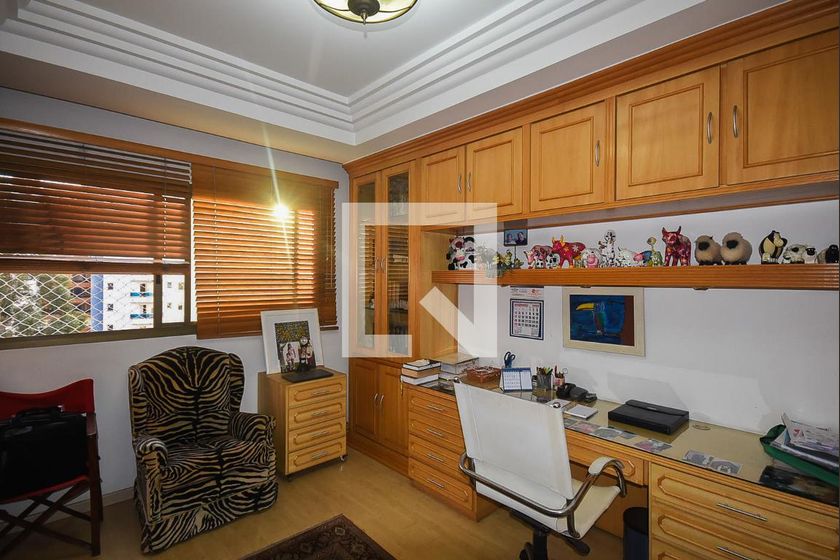 Apartamento, 3 quartos, 242 m² - Foto 17