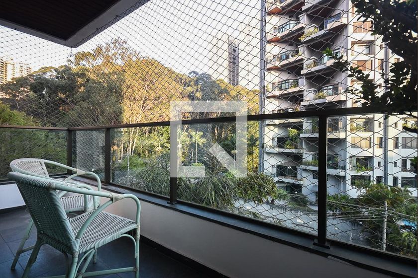 Apartamento, 3 quartos, 242 m² - Foto 7