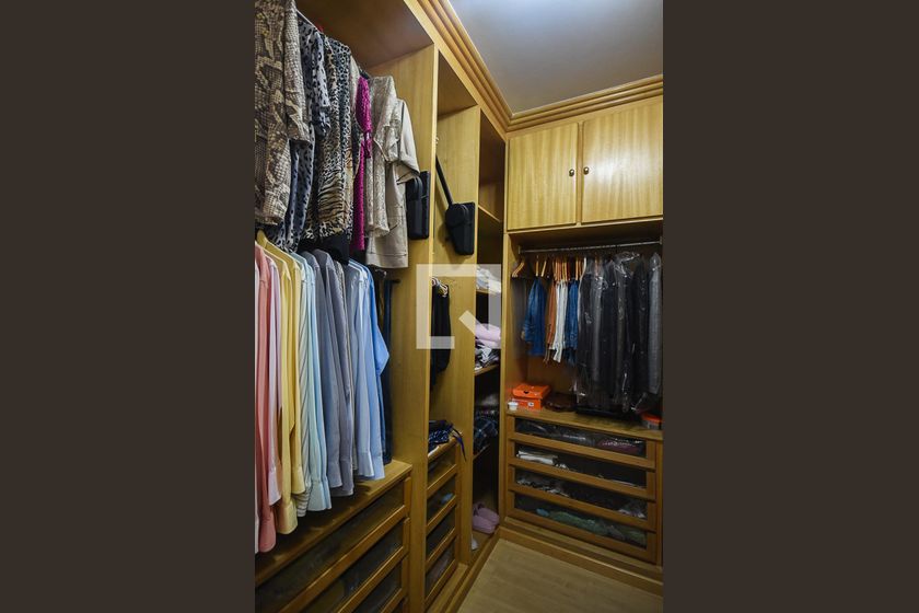 Apartamento, 3 quartos, 242 m² - Foto 45