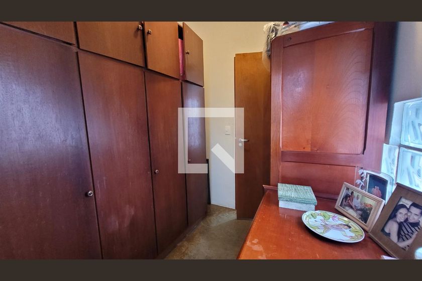 Casa à Venda - Mansões Santo Antônio, 4 Quartos,  243 m2 em , Campinas - sp | SoloBR