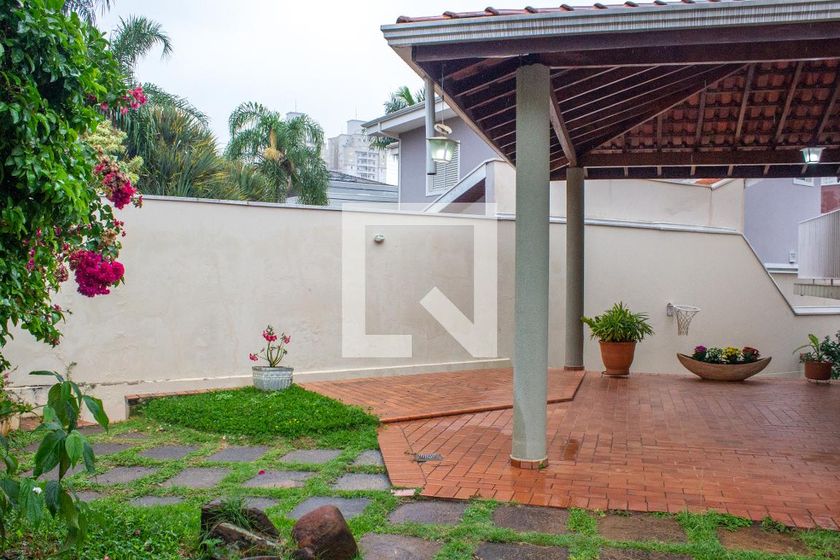 Casa à Venda - Mansões Santo Antônio, 4 Quartos,  243 m2 em , Campinas - sp | SoloBR