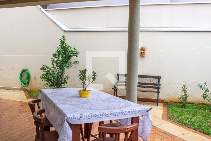 Casa à Venda - Mansões Santo Antônio, 4 Quartos,  243 m2 em , Campinas - sp | SoloBR