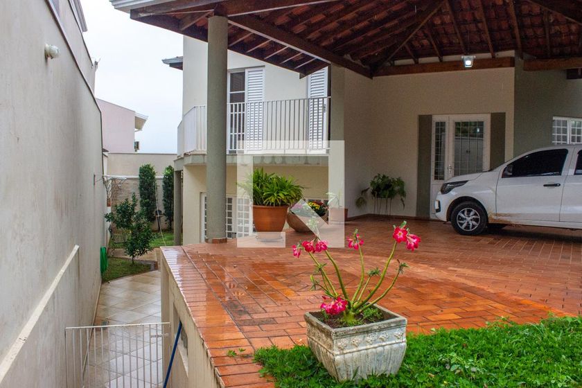 Casa à Venda - Mansões Santo Antônio, 4 Quartos,  243 m2 em , Campinas - sp | SoloBR