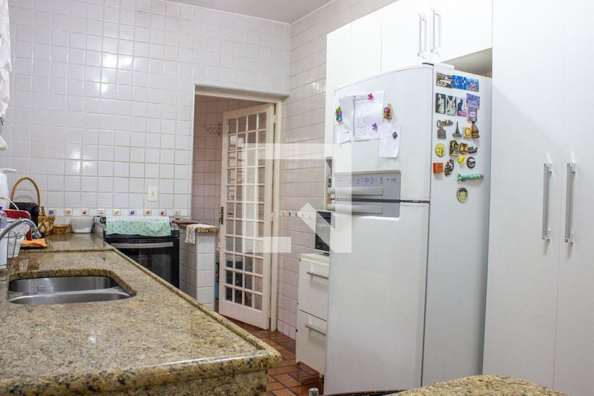 Casa à Venda - Mansões Santo Antônio, 4 Quartos,  243 m2 em , Campinas - sp | SoloBR