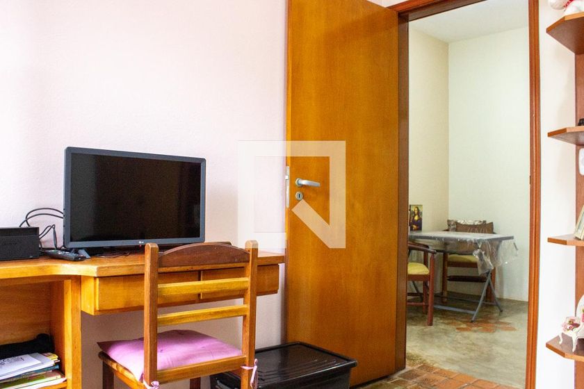 Casa à Venda - Mansões Santo Antônio, 4 Quartos,  243 m2 em , Campinas - sp | SoloBR