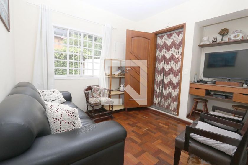 Casa, 5 quartos, 149 m² - Foto 1