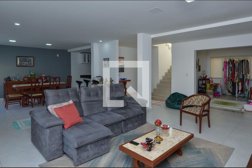 Casa, 4 quartos, 360 m² - Foto 1