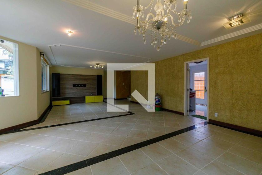 Casa, 4 quartos, 280 m² - Foto 1