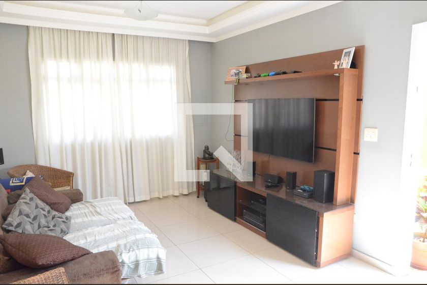 Casa, 3 quartos, 200 m² - Foto 4