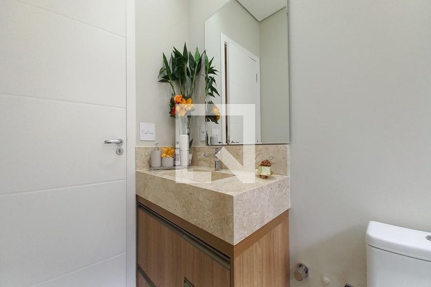 Casa à Venda - Swiss Park, 4 Quartos,  309 m2 em , Campinas - sp | SoloBR