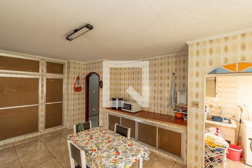 Casa à Venda - Jardim Flamboyant, 3 Quartos,  320 m2 em , Campinas - sp | SoloBR