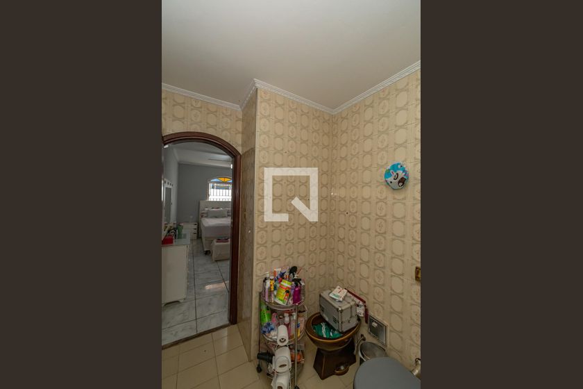 Casa à Venda - Jardim Flamboyant, 3 Quartos,  320 m2 em , Campinas - sp | SoloBR