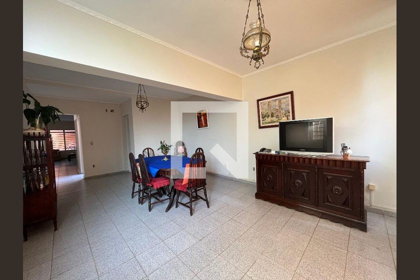 Casa à Venda - Jardim Chapadão, 4 Quartos,  270 m2 em , Campinas - sp | SoloBR