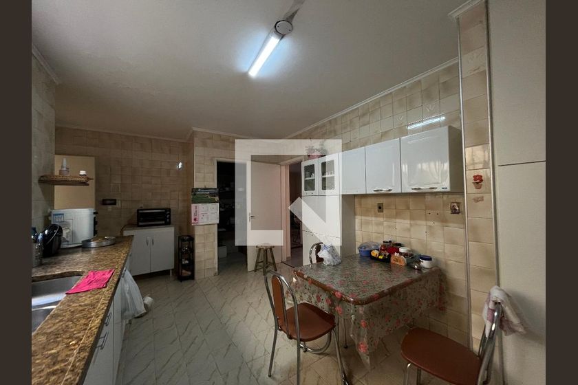 Casa à Venda - Jardim Chapadão, 4 Quartos,  270 m2 em , Campinas - sp | SoloBR