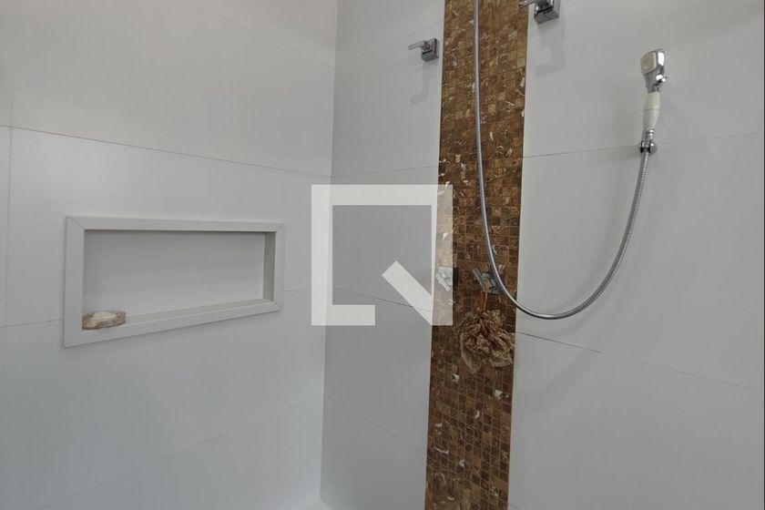Casa à Venda - Swiss Park, 3 Quartos,  250 m2 em , Campinas - sp | SoloBR