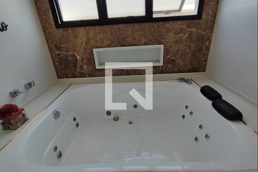 Casa à Venda - Swiss Park, 3 Quartos,  250 m2 em , Campinas - sp | SoloBR