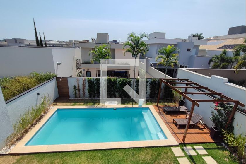 Casa à Venda - Swiss Park, 3 Quartos,  250 m2 em , Campinas - sp | SoloBR