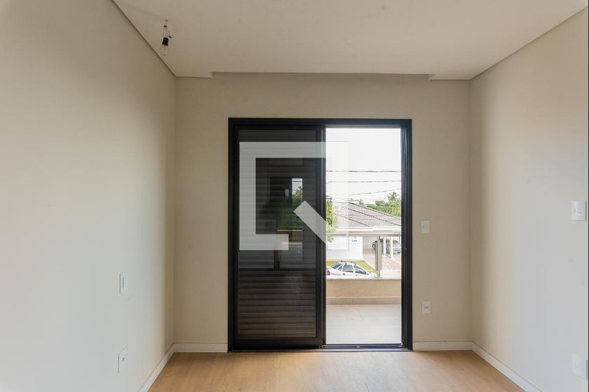 Casa à Venda - Swiss Park, 3 Quartos,  264 m2 em , Campinas - sp | SoloBR
