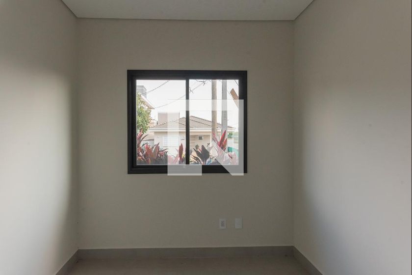 Casa à Venda - Swiss Park, 3 Quartos,  264 m2 em , Campinas - sp | SoloBR