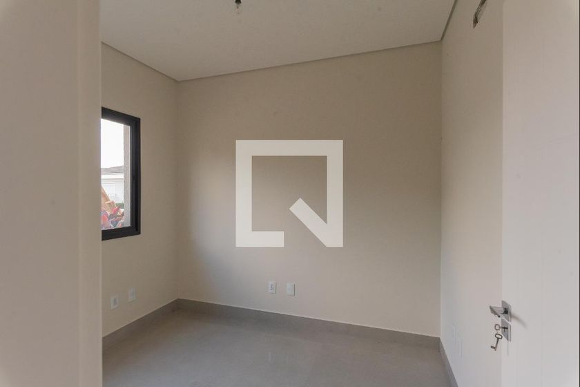 Casa à Venda - Swiss Park, 3 Quartos,  264 m2 em , Campinas - sp | SoloBR