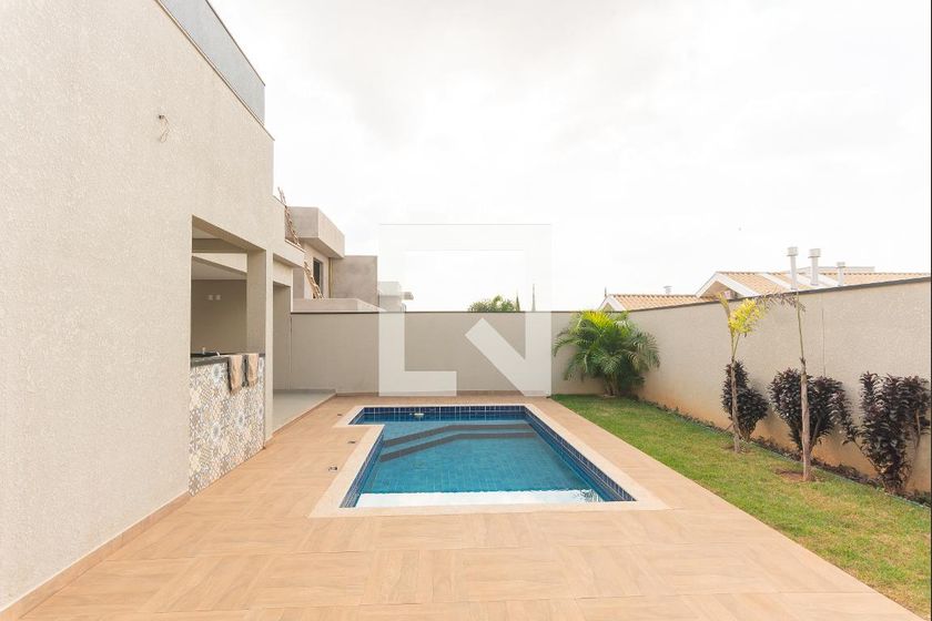 Casa à Venda - Swiss Park, 3 Quartos,  264 m2 em , Campinas - sp | SoloBR