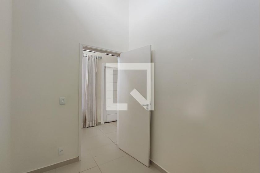 Casa à Venda - Swiss Park, 3 Quartos,  188 m2 em , Campinas - sp | SoloBR