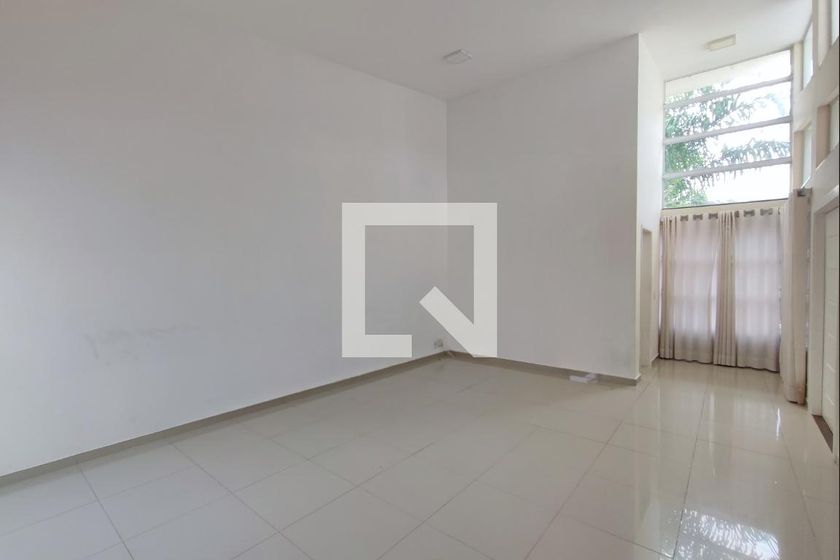 Casa à Venda - Swiss Park, 3 Quartos,  188 m2 em , Campinas - sp | SoloBR