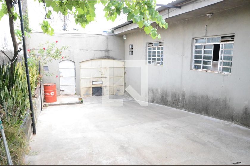 Casa, 2 quartos, 247 m² - Foto 38