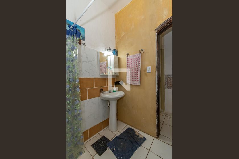 Casa à Venda - Taquaral, 2 Quartos,  164 m2 em , Campinas - sp | SoloBR