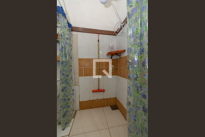 Casa à Venda - Taquaral, 2 Quartos,  164 m2 em , Campinas - sp | SoloBR