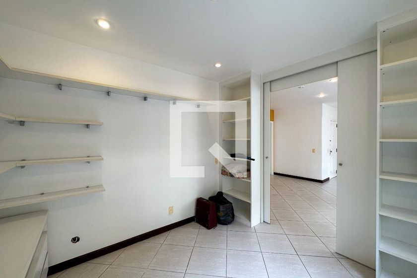 Apartamento, 4 quartos, 220 m² - Foto 13
