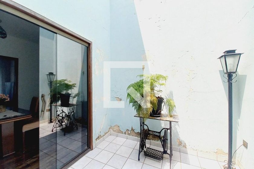 Casa à Venda - Parque Prado, 3 Quartos,  180 m2 em , Campinas - sp | SoloBR