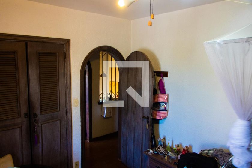 Casa à Venda - Vila Brandina, 4 Quartos,  1243 m2 em , Campinas - sp | SoloBR