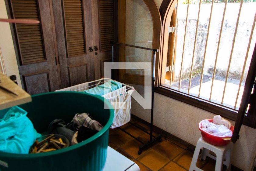 Casa à Venda - Vila Brandina, 4 Quartos,  1243 m2 em , Campinas - sp | SoloBR