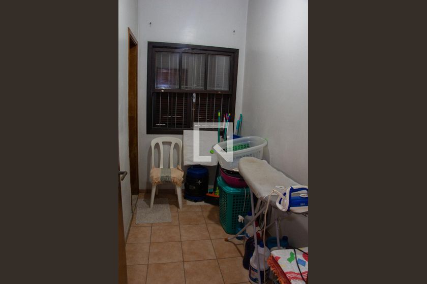 Casa, 4 quartos, 332 m² - Foto 41