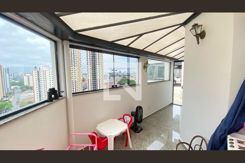 Cobertura, 3 quartos, 196 m² - Foto 8
