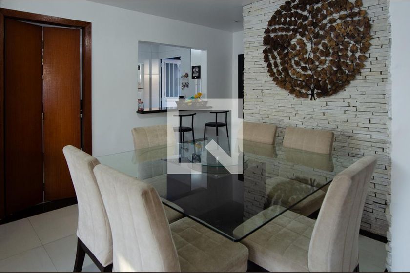 Casa, 3 quartos, 230 m² - Foto 2