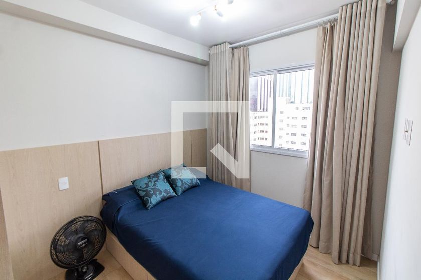 Apartamento à Venda - Centro, 1 Quarto,  40 m2 em , Campinas - sp | SoloBR