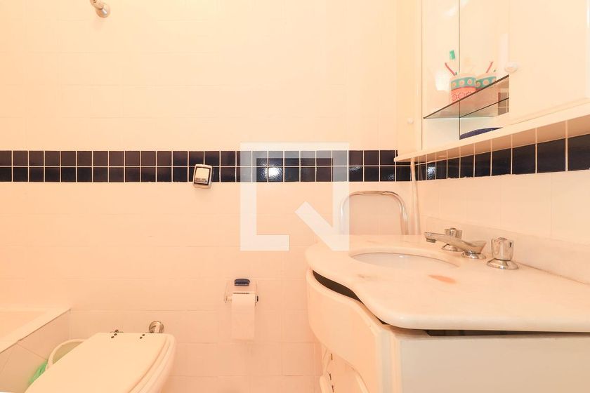 Casa, 4 quartos, 300 m² - Foto 31