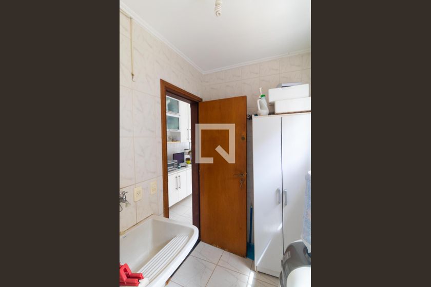 Casa à Venda - Vila Brandina, 4 Quartos,  540 m2 em , Campinas - sp | SoloBR